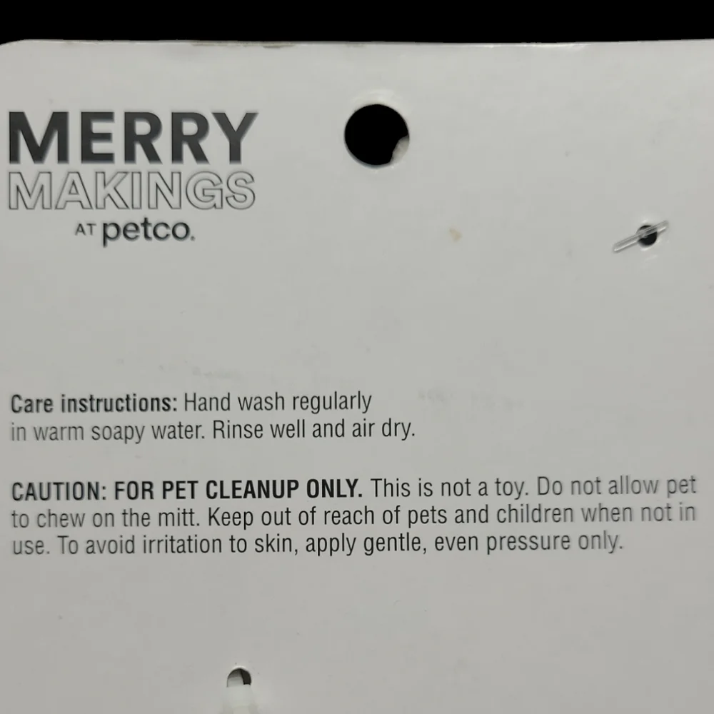 NEW - PETCO-MERRY MAKINGS FESTIVE & FRESH 2 PIECE PET BATH SET